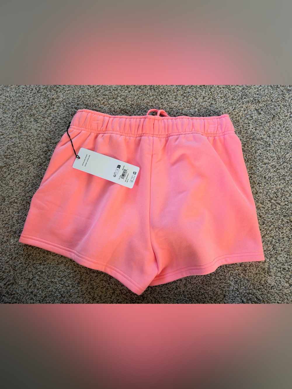 ALO Yoga Women's Bubble Gum Pink Crewneck jumper and Lounge Shorts BNWT - Picture 3 of 3
